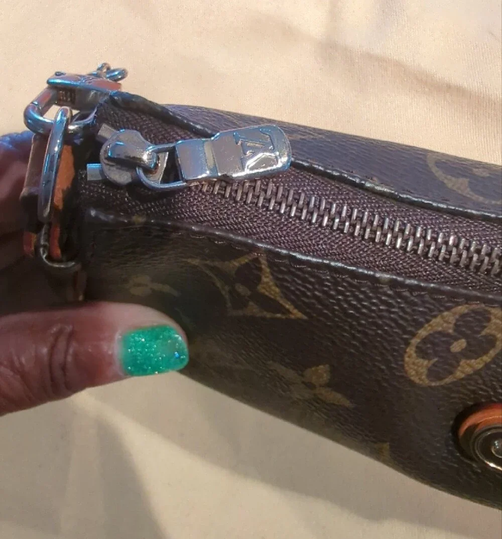 Authentic Louis Vuitton Monogram Eva Clutch Canvas Brown & Tan Chain Crossbody